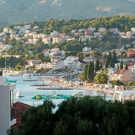 Luxury Giovanni With Pool