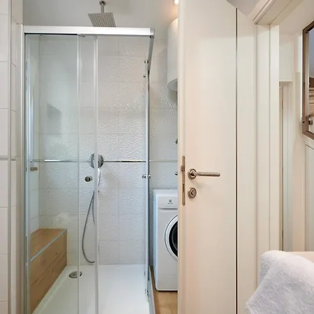 Luxury Giovanni With Pool Apartman Trogir