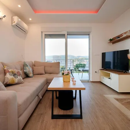 Luxury Giovanni With Pool * Trogir