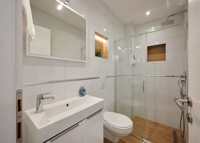 Luxury Giovanni With Pool Апартаменти Трогір