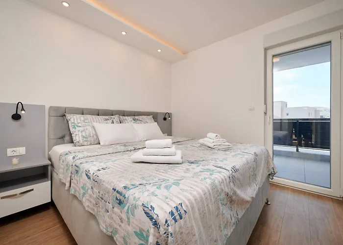 Luxury Giovanni With Pool * Трогір