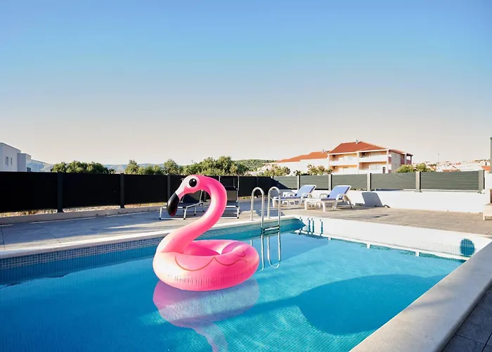 Апартаменти Luxury Giovanni With Pool *