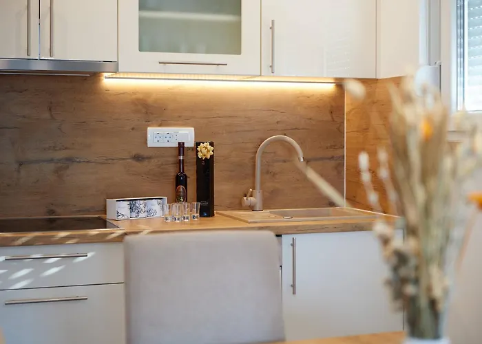 Luxury Giovanni With Pool Трогір