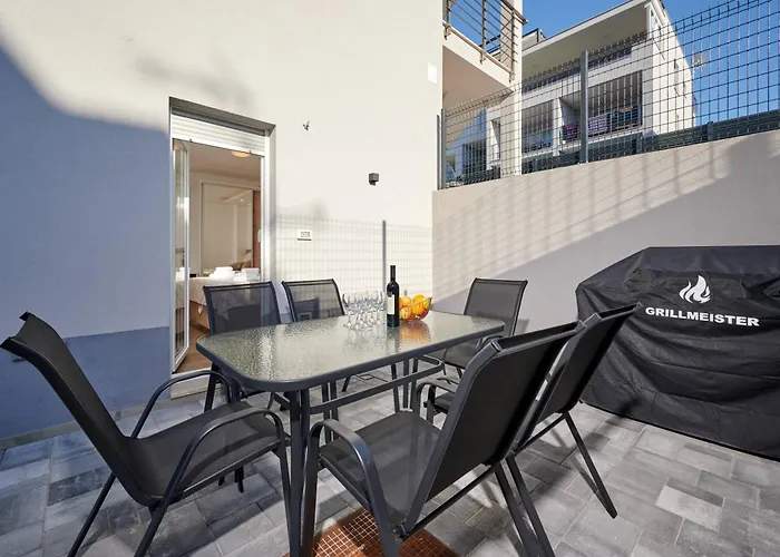 Appartement Luxury Giovanni With Pool Trogir
